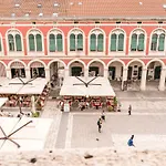 Apartman Loft At Republic Square *
